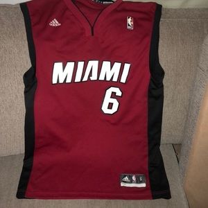 Miami heat jersey size small James #6